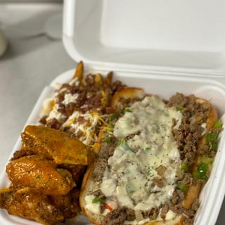 Steak Philly, 6 Wing Combo & Fries