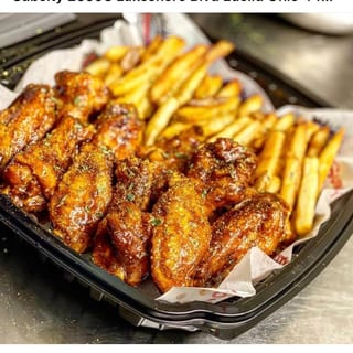 10 Wings & Fries